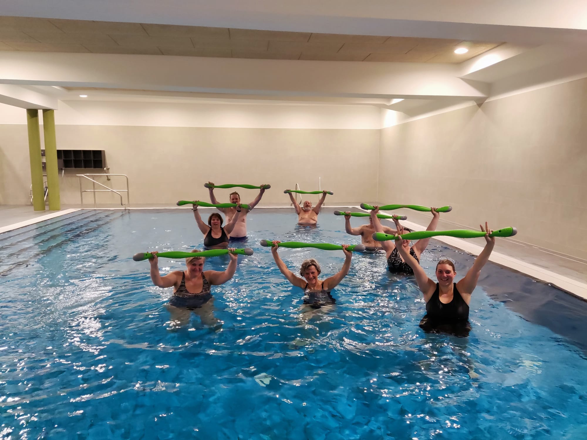 Ajambow: Bewegung neu erleben - an Land und im Wasser